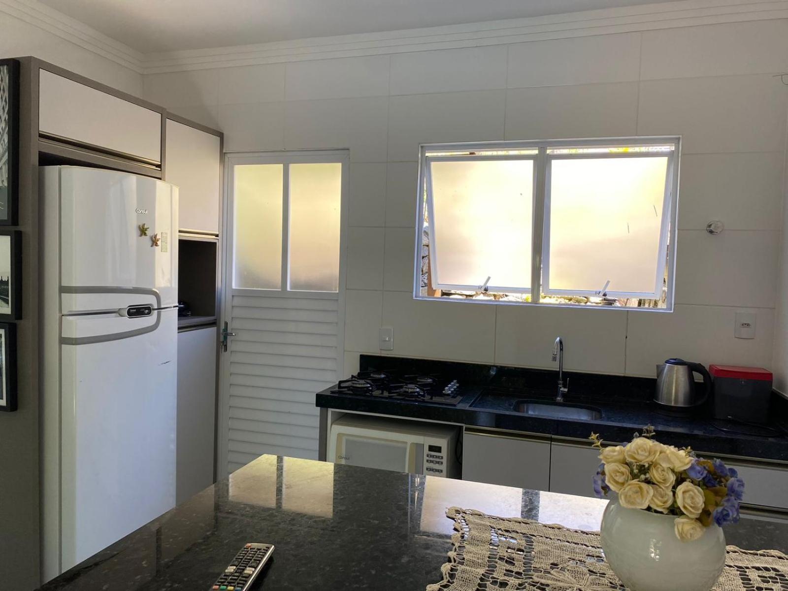 Vila Residencial Com Piscina Possui Jacuzzi Aquecida Com Hidromassagem Bombinhas Exteriér fotografie