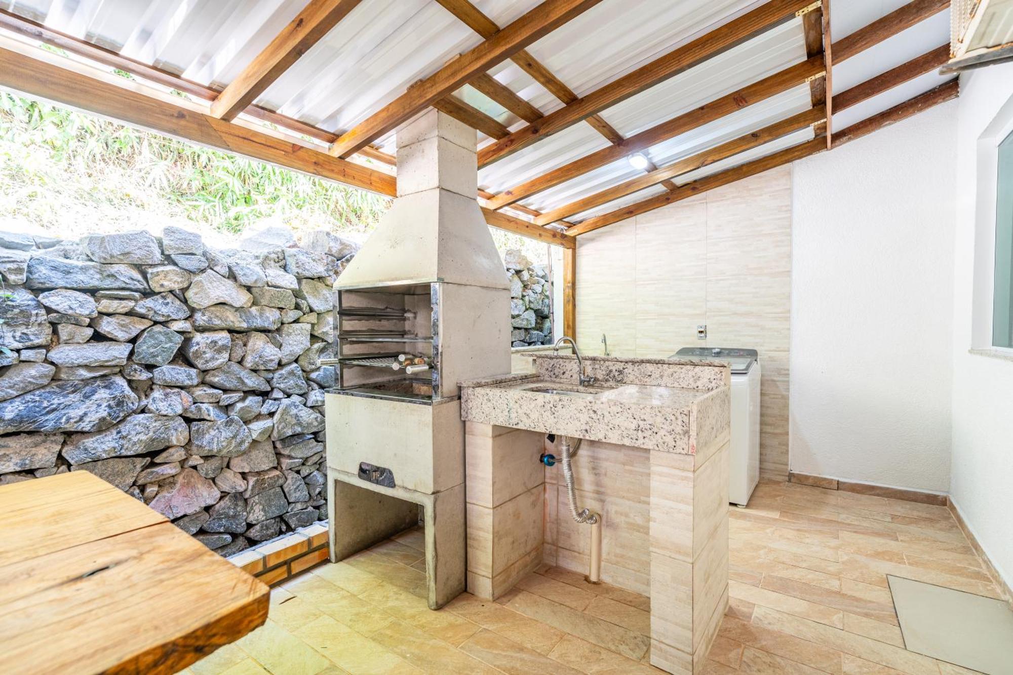 Vila Residencial Com Piscina Possui Jacuzzi Aquecida Com Hidromassagem Bombinhas Exteriér fotografie