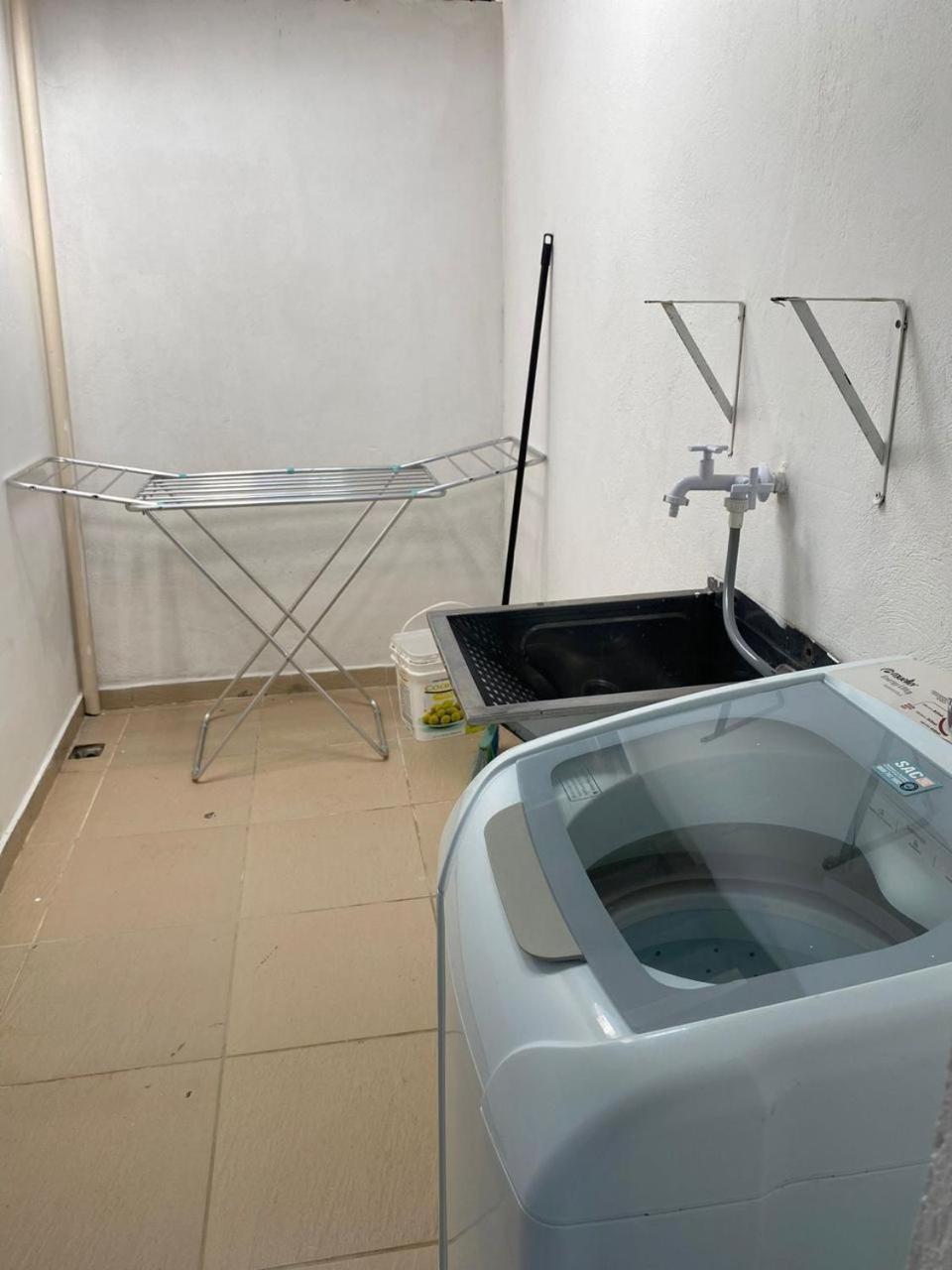 Vila Residencial Com Piscina Possui Jacuzzi Aquecida Com Hidromassagem Bombinhas Exteriér fotografie