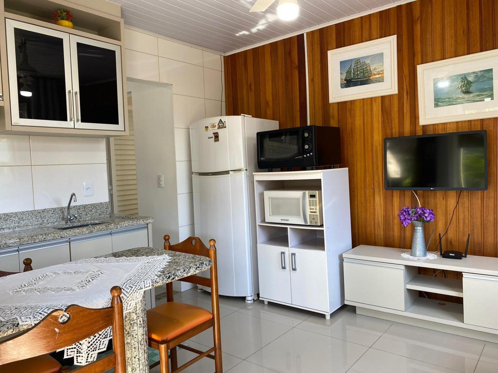 Vila Residencial Com Piscina Possui Jacuzzi Aquecida Com Hidromassagem Bombinhas Exteriér fotografie