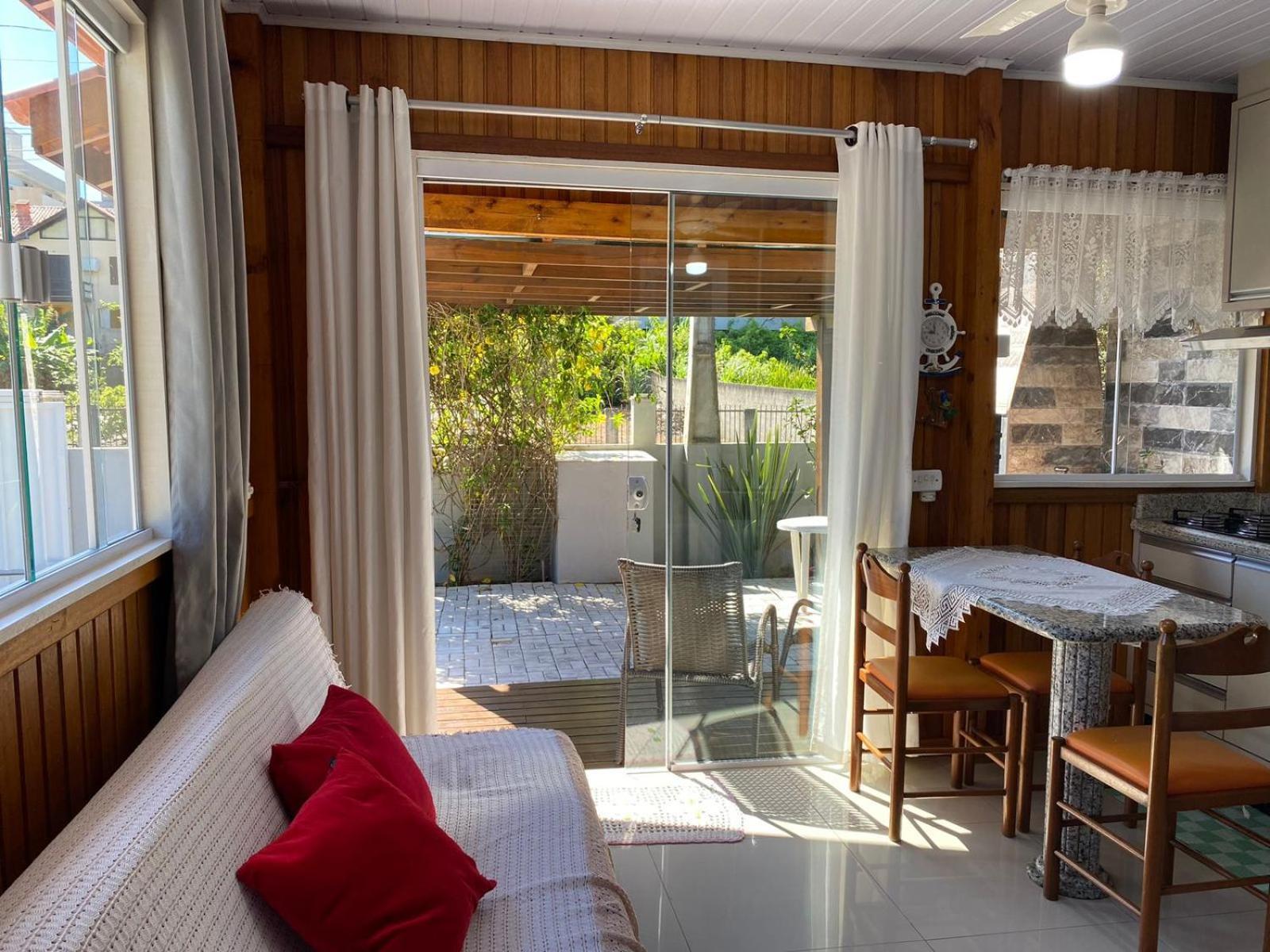 Vila Residencial Com Piscina Possui Jacuzzi Aquecida Com Hidromassagem Bombinhas Exteriér fotografie