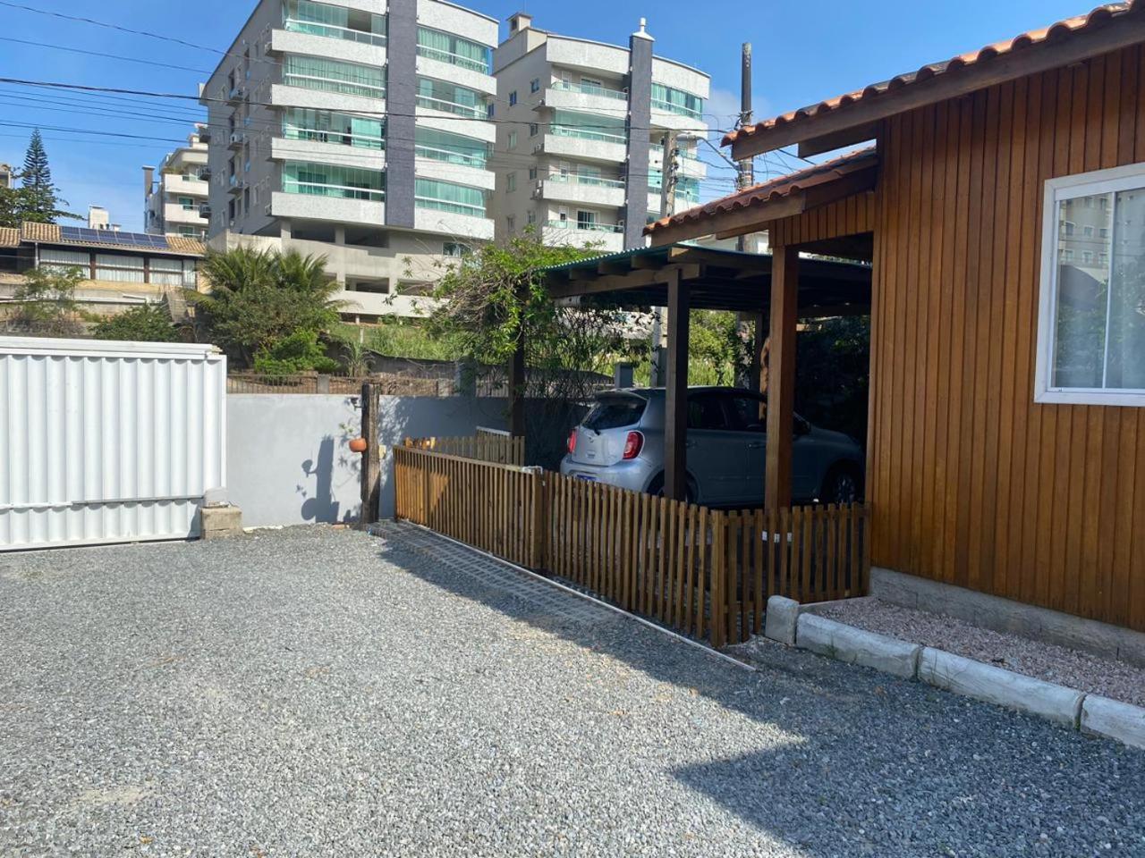 Vila Residencial Com Piscina Possui Jacuzzi Aquecida Com Hidromassagem Bombinhas Exteriér fotografie