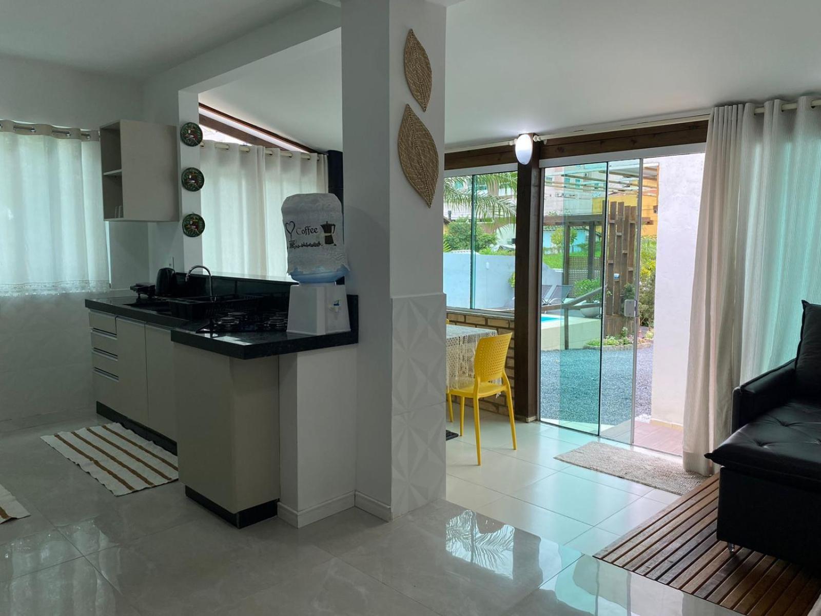 Vila Residencial Com Piscina Possui Jacuzzi Aquecida Com Hidromassagem Bombinhas Exteriér fotografie